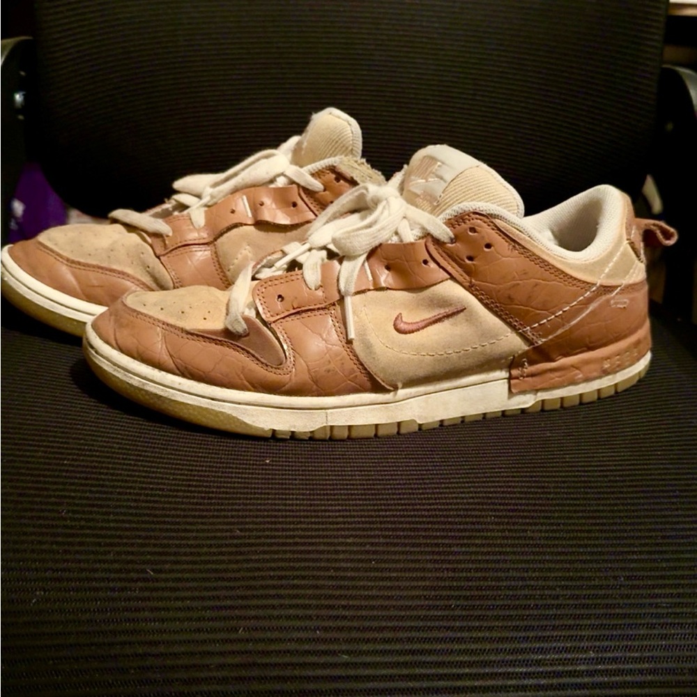 Nike Dunk Low Disrupt 2 SE Shoes Mineral Clay
DV1026-215 Women's US 11.5